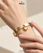 Dangling Heart Lock Motif Bracelet