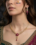 Rosavelle Leaf Zirconia Necklace Set