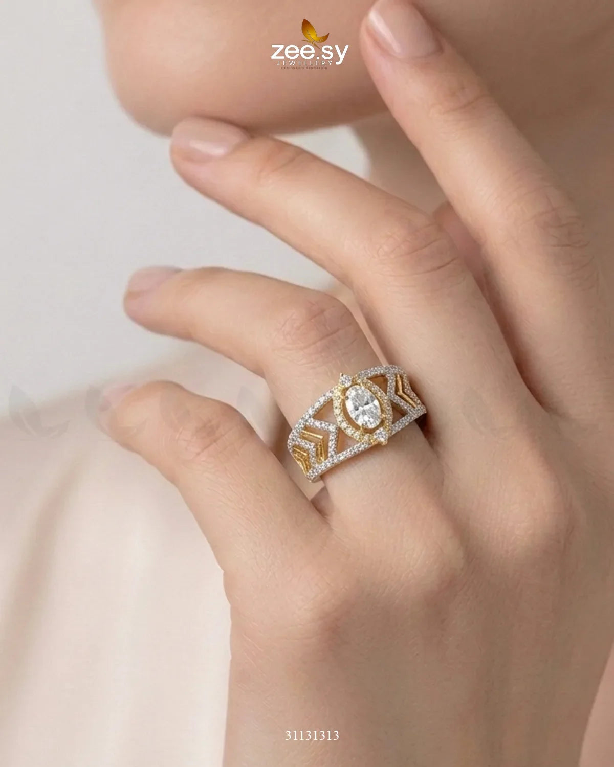 Golden Majestic Oval Stone Ring