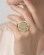 Golden Stunning Circle Crystal Ring