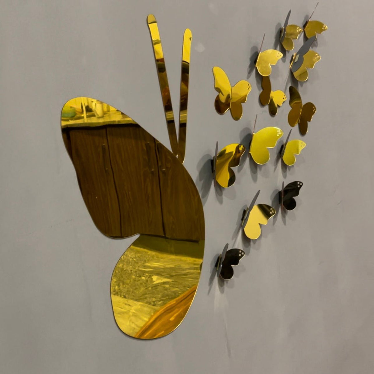 3D Golden Mini Mirror Butterfly Set – Elegant Wall Decor Accent