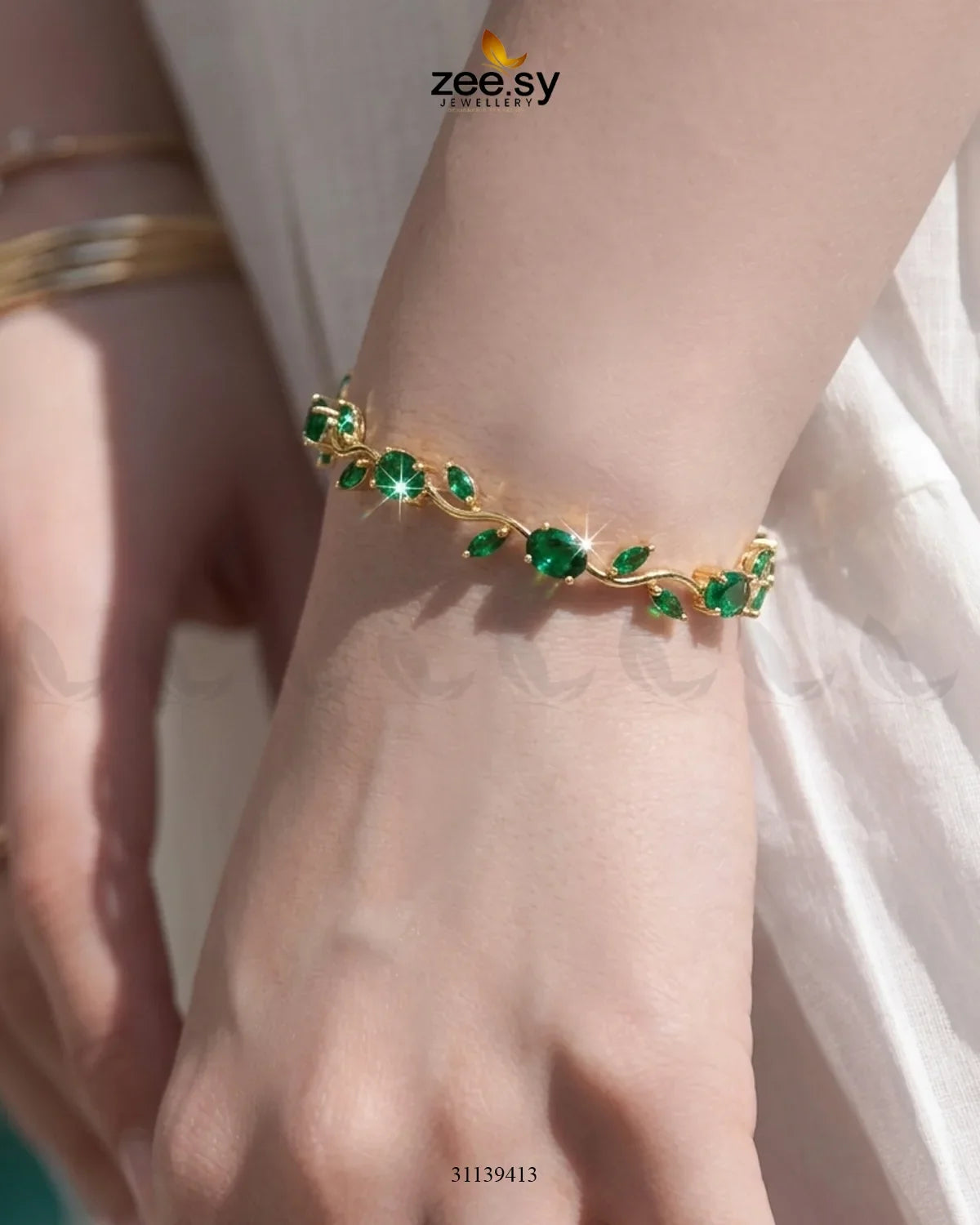 Tulip Cut Stones Floral Bracelet