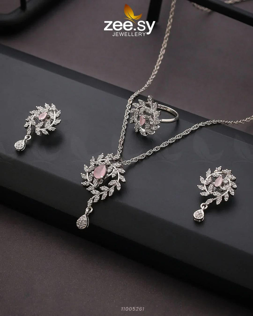 PENDANT-0100