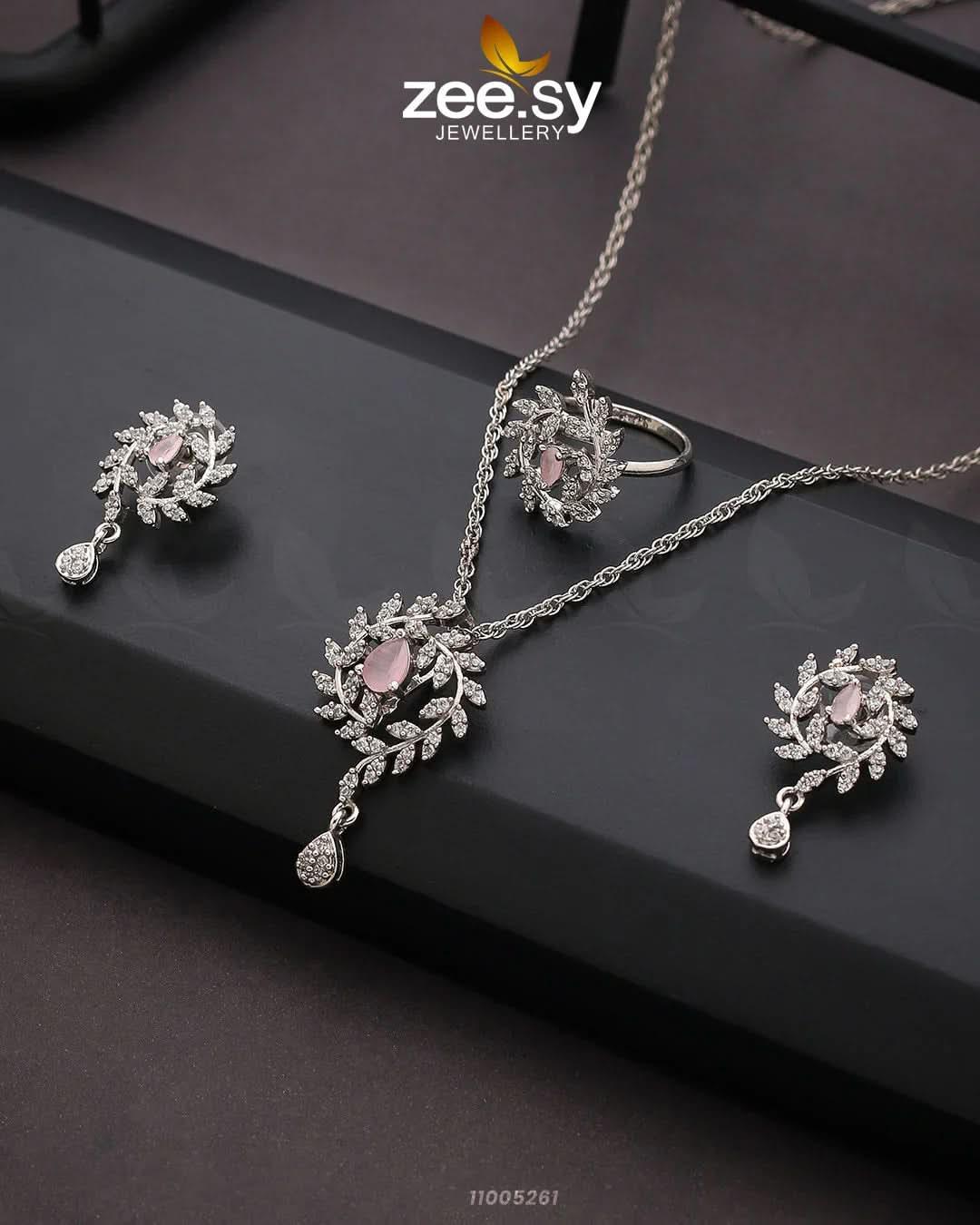 PENDANT-0100